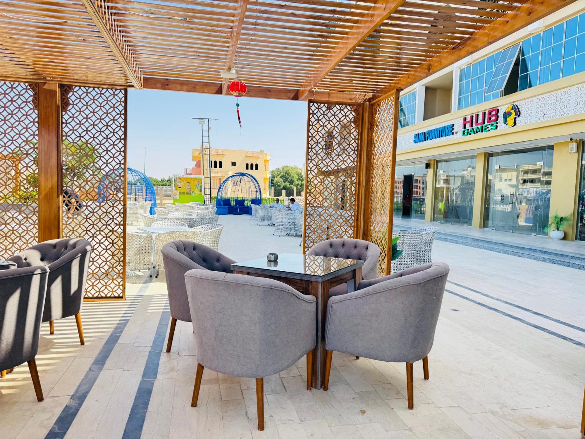 Hub 2br Pool View With Need Appartement Hurghada