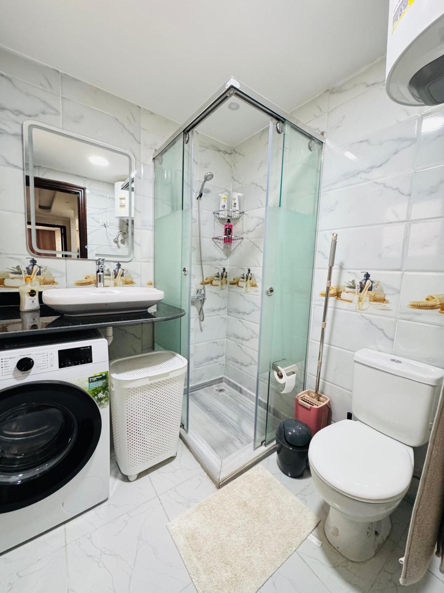 Hub 2br Pool View With Need Appartement *